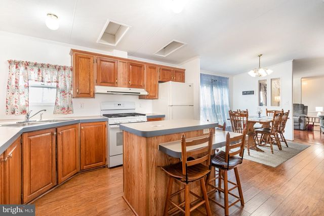 110 E BERLIN RD, York Springs, PA 17372