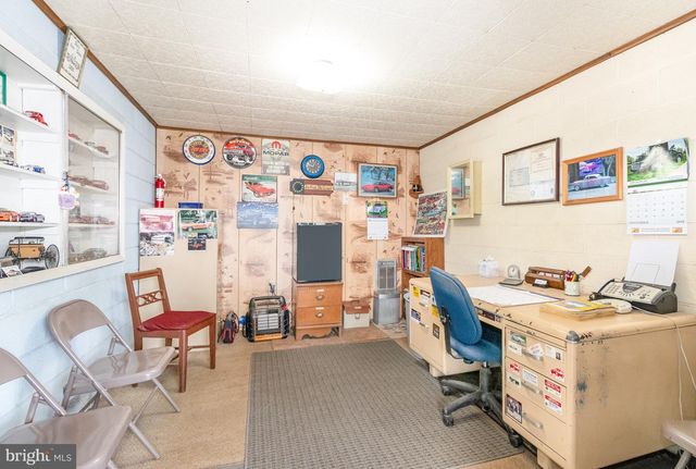 110 E BERLIN RD, York Springs, PA 17372