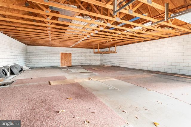 110 E BERLIN RD, York Springs, PA 17372