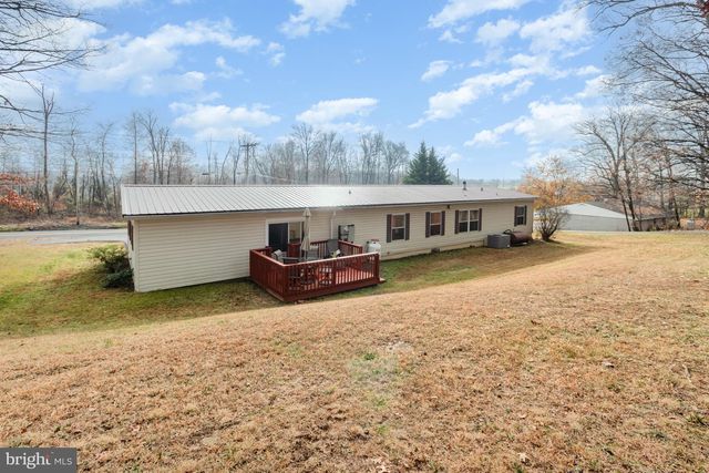 110 E BERLIN RD, York Springs, PA 17372