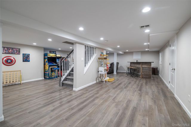 4 Crabapple Court, Mount Sinai, NY 11766