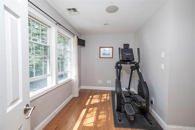 4 Crabapple Court, Mount Sinai, NY 11766