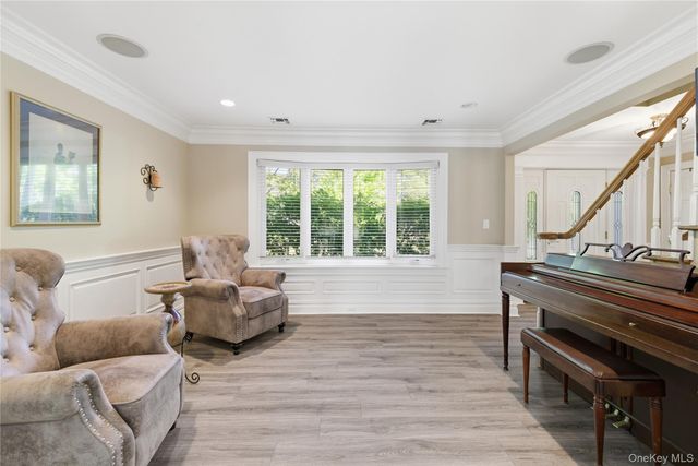 4 Crabapple Court, Mount Sinai, NY 11766