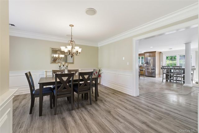4 Crabapple Court, Mount Sinai, NY 11766