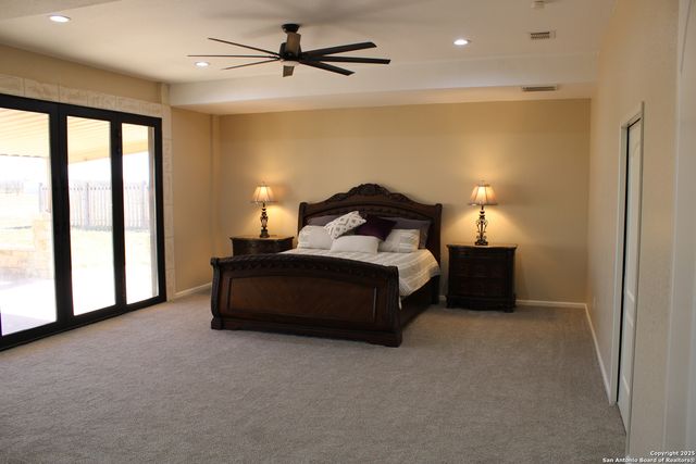 375 TEXAS HERITAGE DR, La Vernia, TX 78121