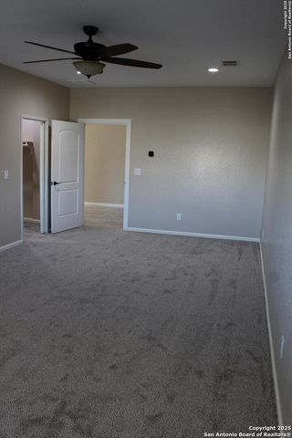 375 TEXAS HERITAGE DR, La Vernia, TX 78121
