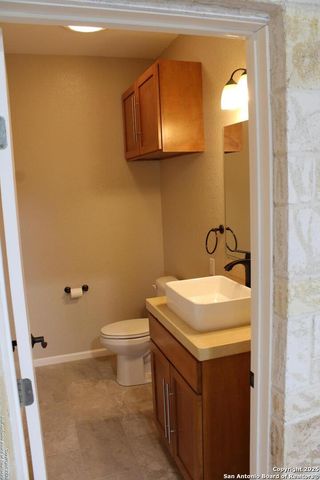 375 TEXAS HERITAGE DR, La Vernia, TX 78121