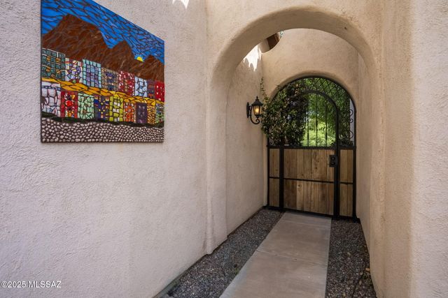 98 Avenida De Otero, Tubac, AZ 85646