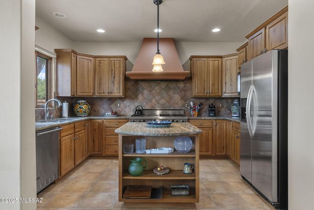 98 Avenida De Otero, Tubac, AZ 85646