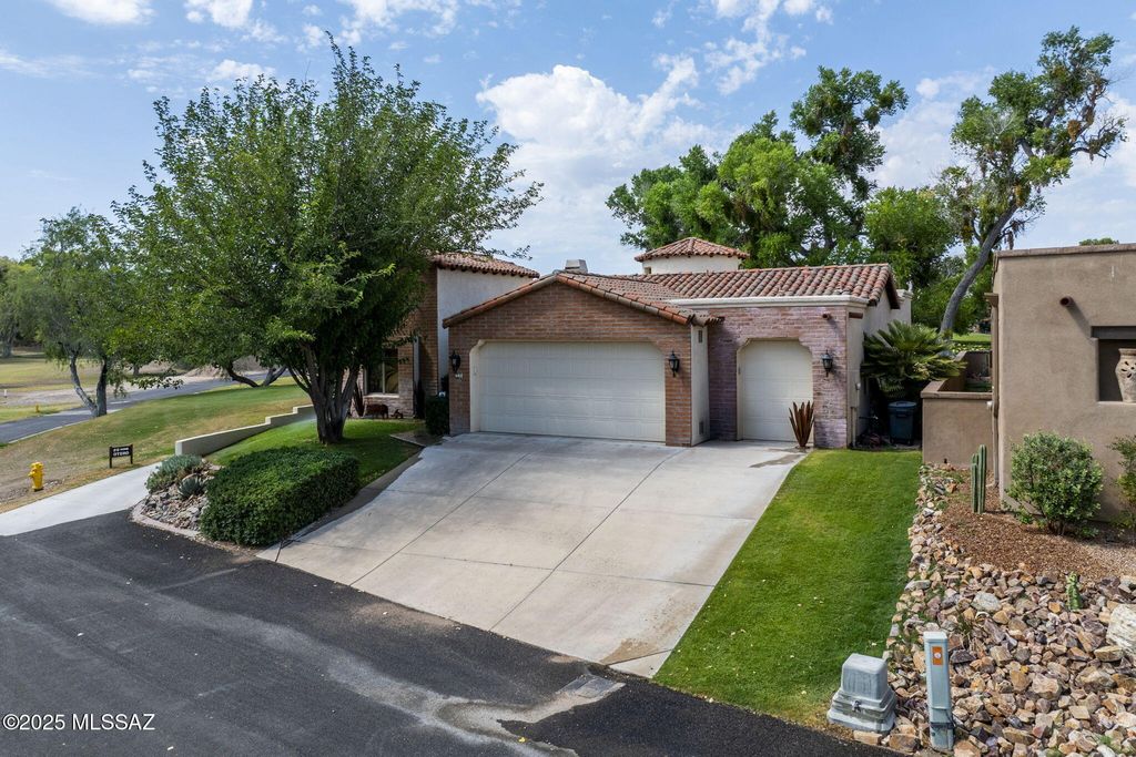 98 Avenida De Otero, Tubac, AZ 85646