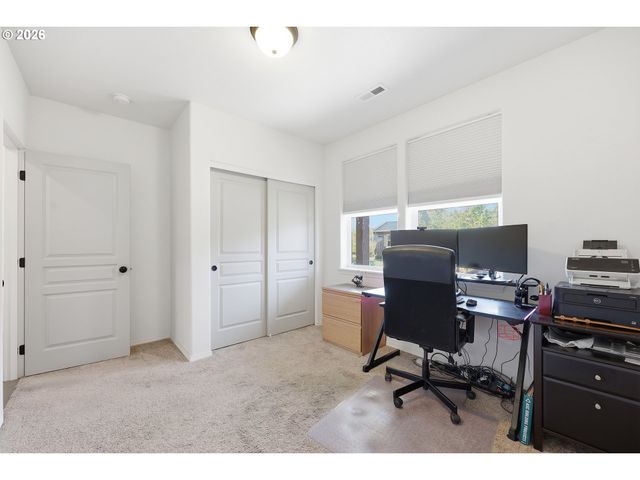 5775 DONOHOE Ave, Eugene, OR 97402