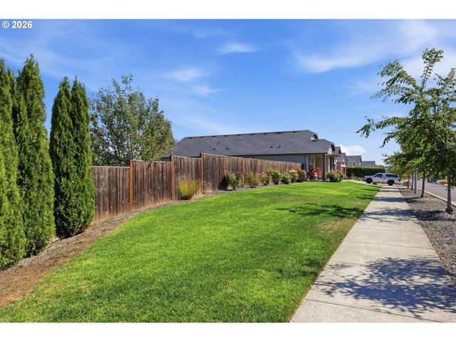 5775 DONOHOE Ave, Eugene, OR 97402