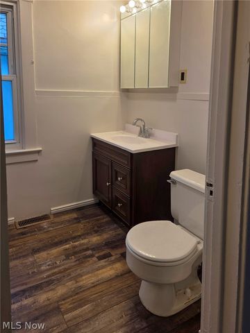 324 11th Street, Elyria, OH 44035