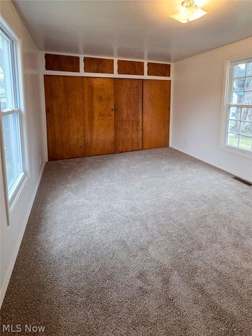 324 11th Street, Elyria, OH 44035