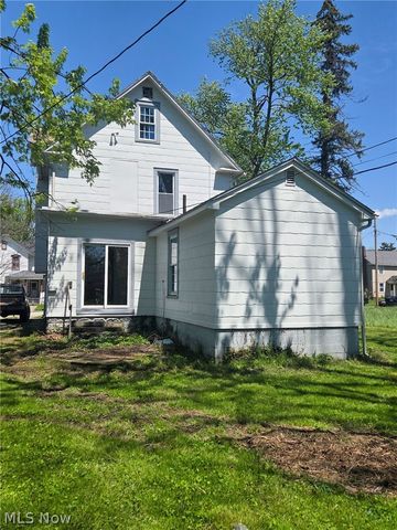 324 11th Street, Elyria, OH 44035