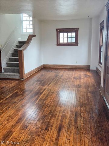 324 11th Street, Elyria, OH 44035