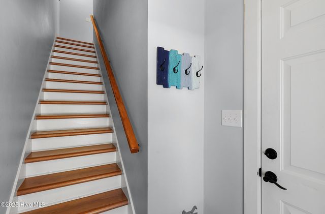 615 Broad Street B, Beaufort, NC 28516