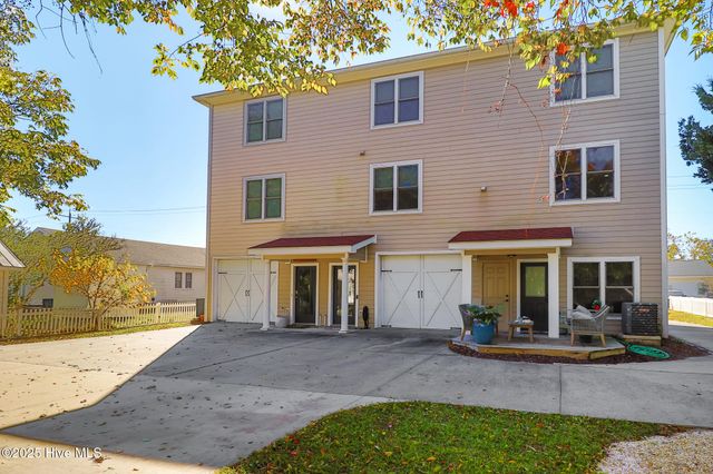 615 Broad Street B, Beaufort, NC 28516