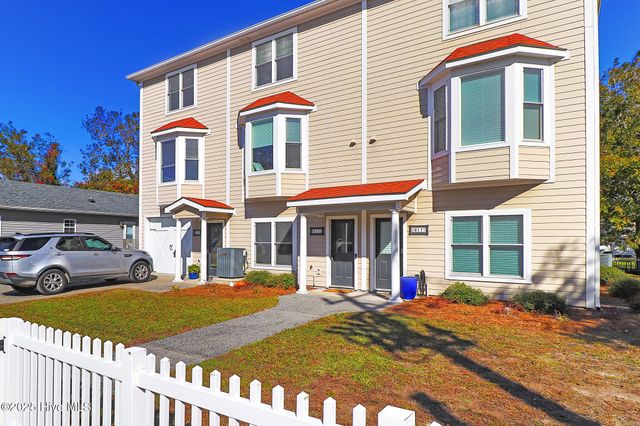 615 Broad Street B, Beaufort, NC 28516