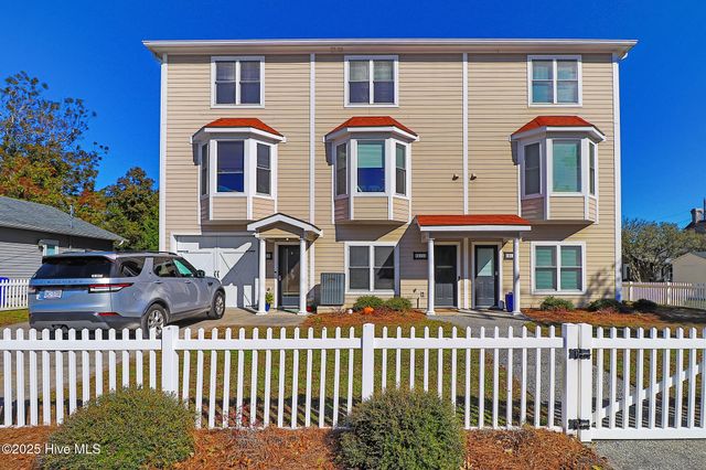 615 Broad Street B, Beaufort, NC 28516