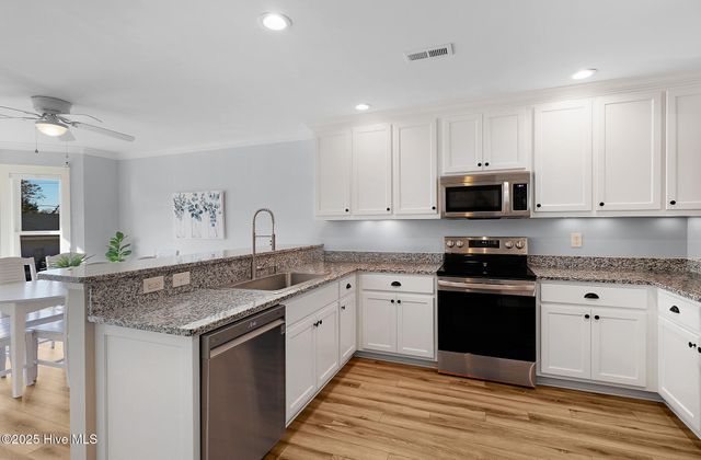 615 Broad Street B, Beaufort, NC 28516