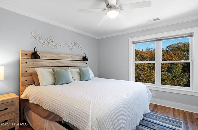 615 Broad Street B, Beaufort, NC 28516