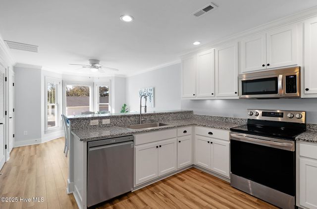 615 Broad Street B, Beaufort, NC 28516