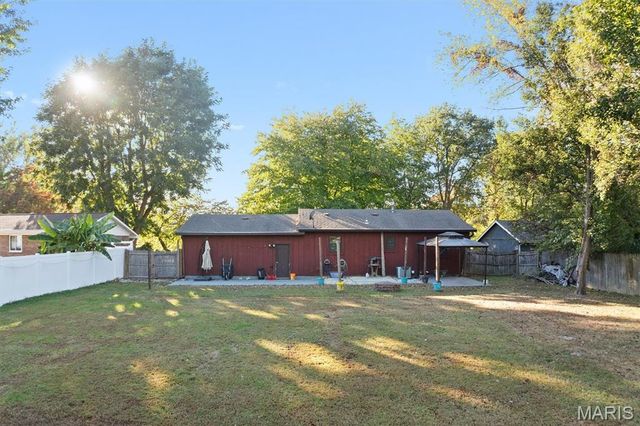 64 Carnation Drive, Collinsville, IL 62234