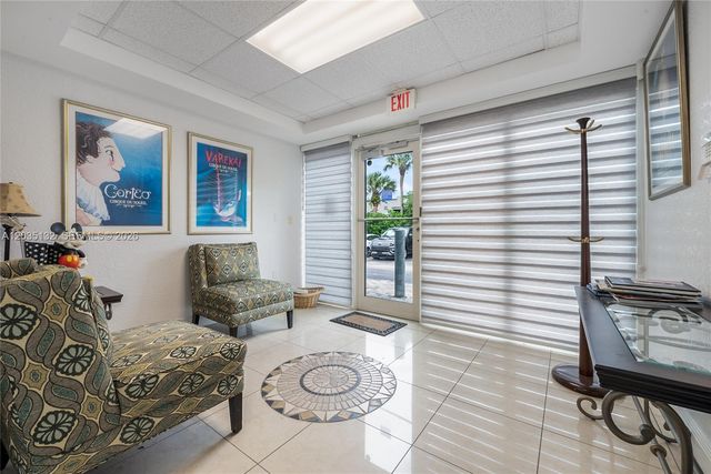 16155 SW 117th Avenue B21, Miami, FL 33177
