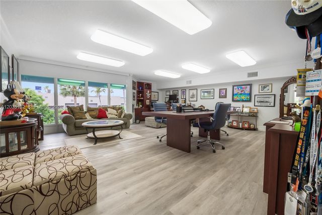 16155 SW 117th Avenue B21, Miami, FL 33177