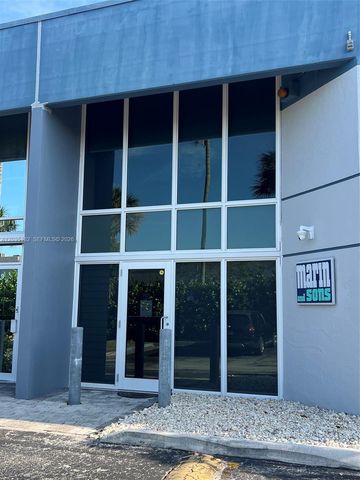 16155 SW 117th Avenue B21, Miami, FL 33177