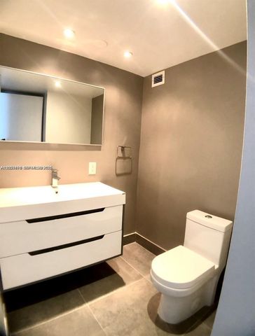 6770 Indian Creek Dr PH-S, Miami Beach, FL 33141