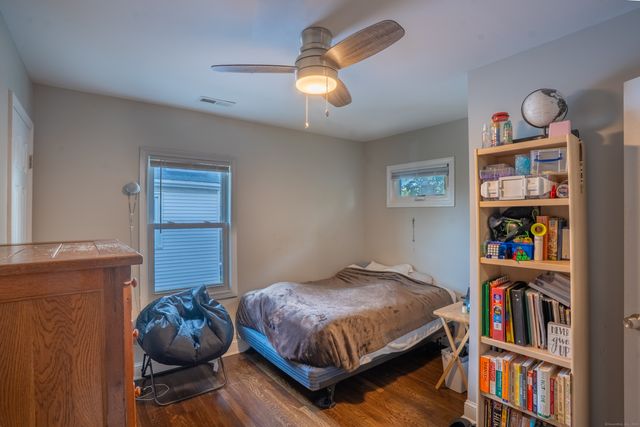 682 Second Avenue, West Haven, CT 06516