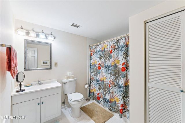 1400 Kenesaw Ave 12B, Knoxville, TN 37919