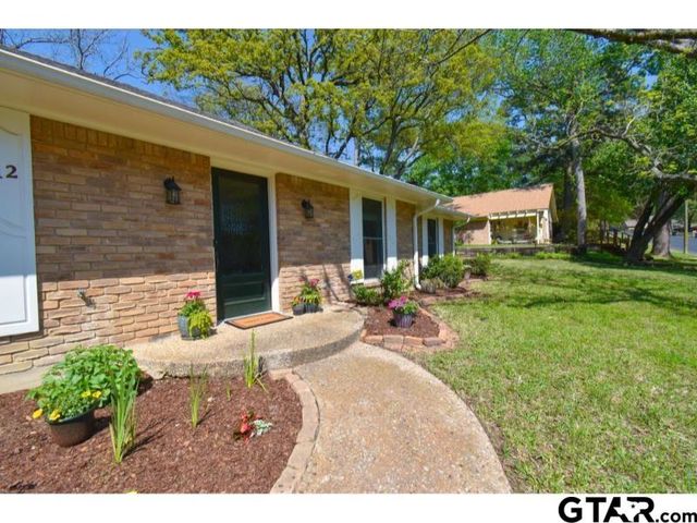612 Bentley Ct, Tyler, TX 75703