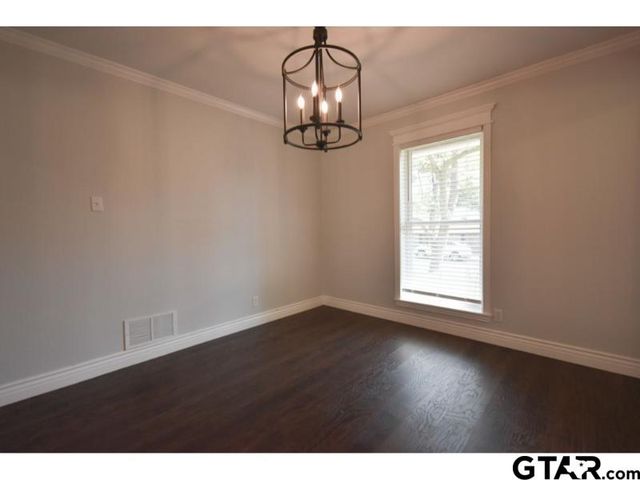 612 Bentley Ct, Tyler, TX 75703