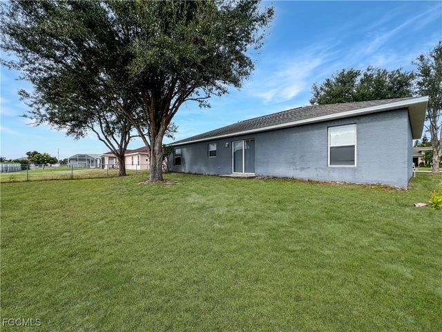 210 Manatee ST, Fort Myers, FL 33913