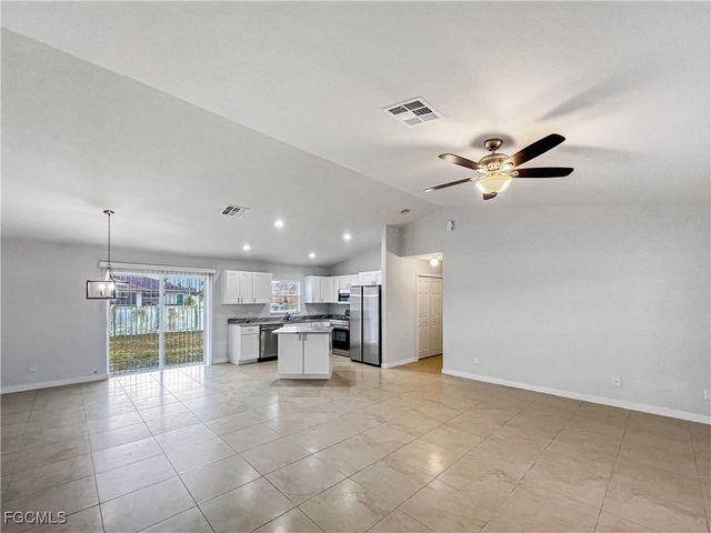 210 Manatee ST, Fort Myers, FL 33913