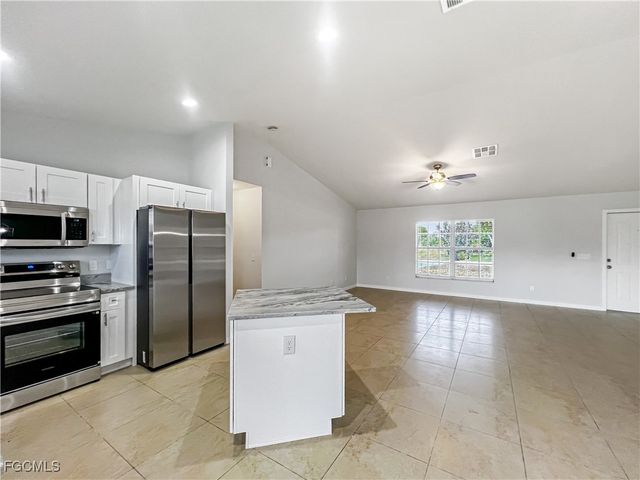 210 Manatee ST, Fort Myers, FL 33913