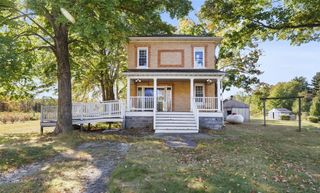 11160 Farina Road, New Buffalo, MI 49117