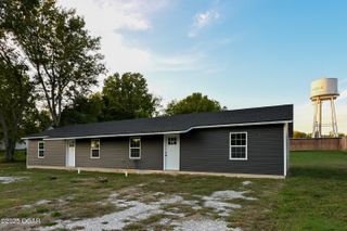 1201 Franklin Street A & B, Sarcoxie, MO 64862