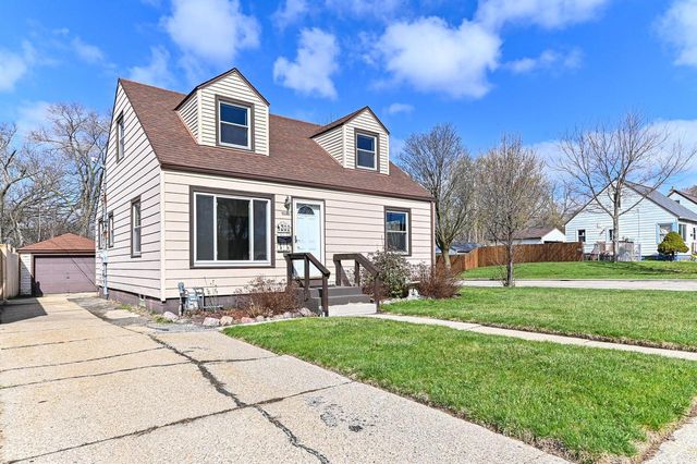 4201 S 5th PLACE, Milwaukee, WI 53207