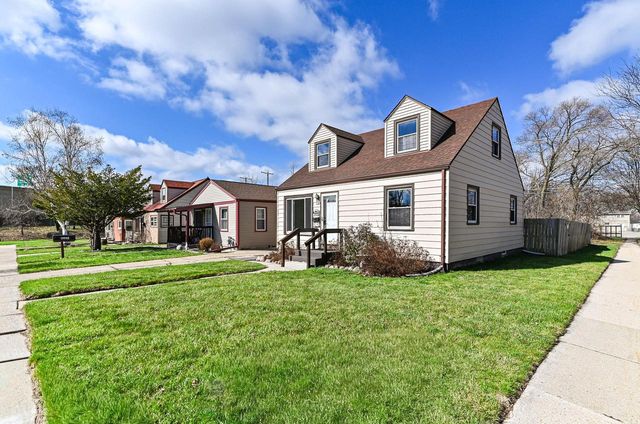 4201 S 5th PLACE, Milwaukee, WI 53207