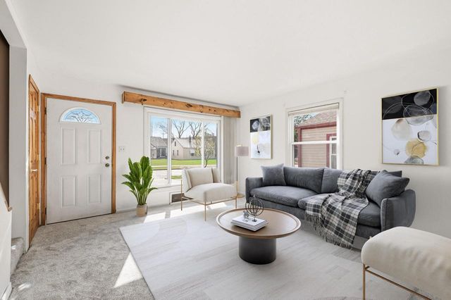 4201 S 5th PLACE, Milwaukee, WI 53207