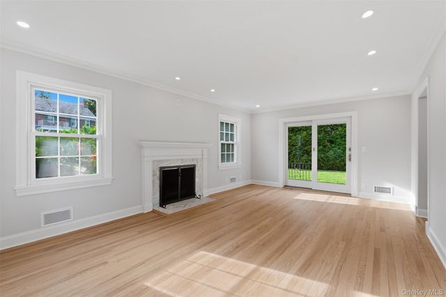 1 Bevan Place, Eastchester, NY 10709