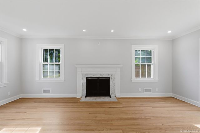 1 Bevan Place, Eastchester, NY 10709