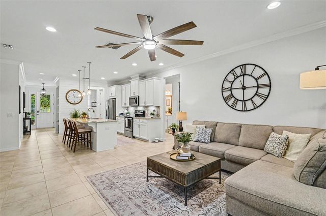 2352 OXMOOR DRIVE, Deland, FL 32724