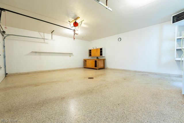 7360 Ledgewood Drive, Kirtland, OH 44094