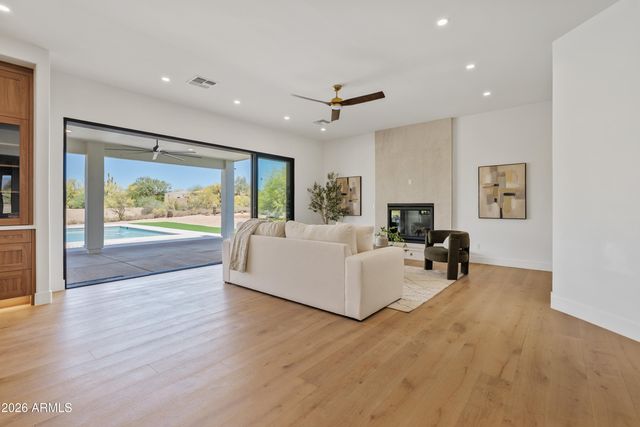 33520 N 63rd Street, Cave Creek, AZ 85331