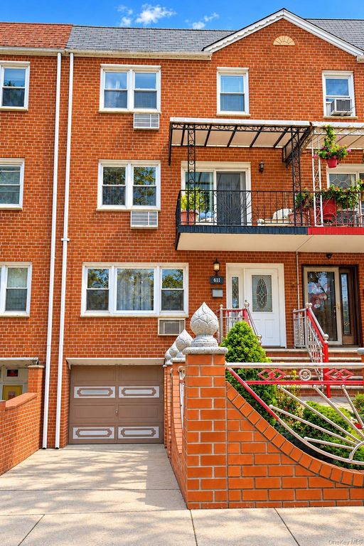 611 E 79th Street, Brooklyn, NY 11236 — exterior